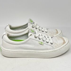 Cariuma OCA Low Shoes Womens 7 Mens 5.5 White Canvas Sustainable Sneakers Unisex